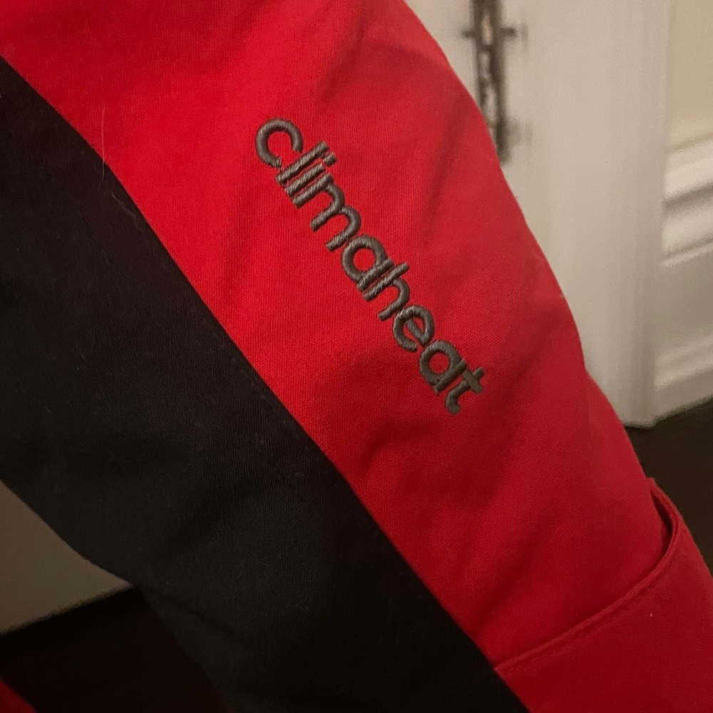 Men X-Large Adidas Bold Red and Black Winter Jacket - Picture 5 of 5
